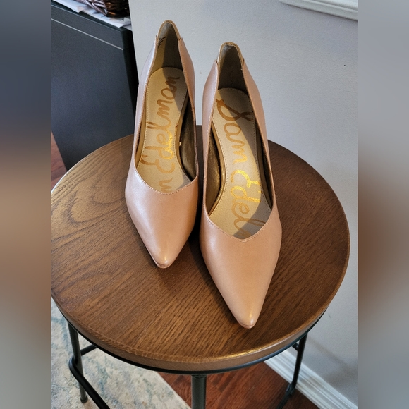 Sam Edelman Tan Pumps - ORELLA - Picture 2 of 5